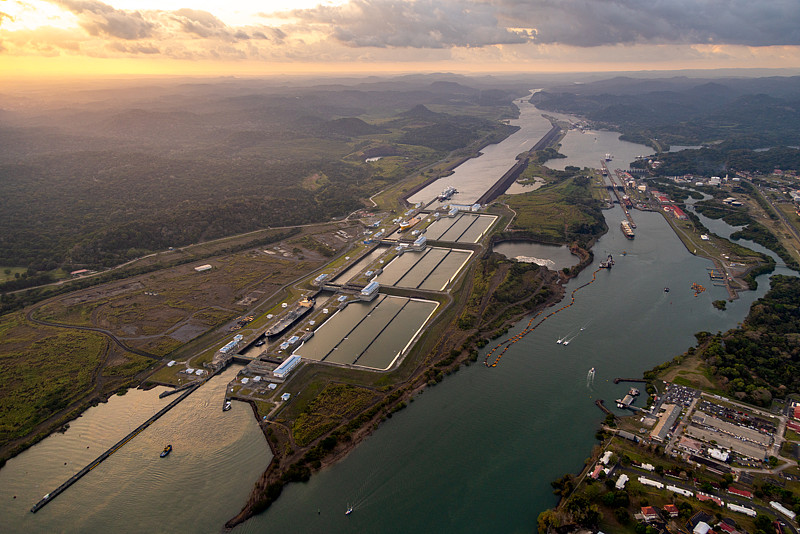 听说新银河世纪用的EMS物流,为什么不是海外直邮?谁能介绍下。_百度...