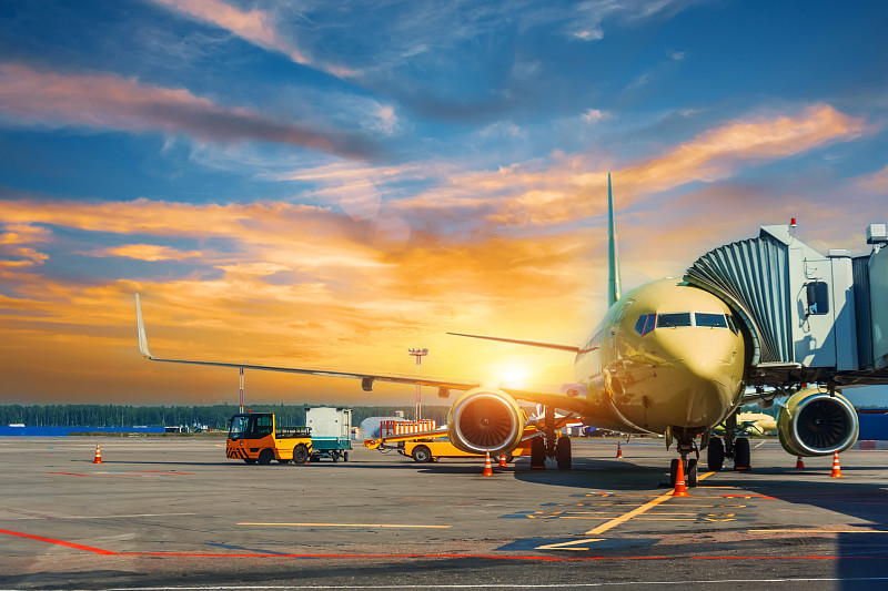 中国重庆到荷兰跨境快递专机