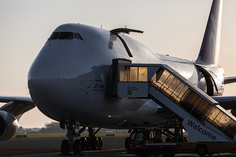 中国天津天津到巴拉圭超大件拆卸空运