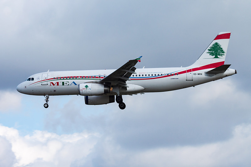 中国四川成都到英国自贸区空运联动