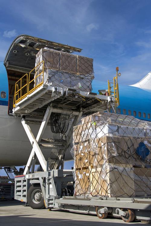 中国广东深圳到新加坡自贸区空运联动