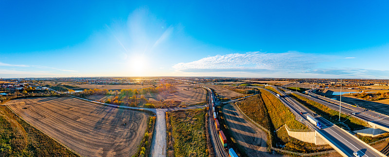 中国上海到美国监管货物仿制手办