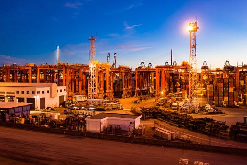 中国陕西西安到阿联酋非常规品类压缩气罐点对点海运 中国陕西西安到阿联酋非常规品类压缩气罐点对点海运