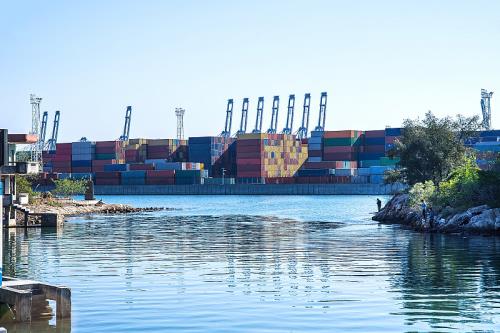 中国山东青岛到科威特非普货气雾罐全程海运直达