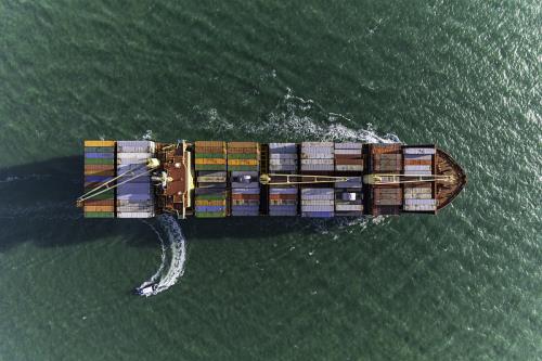 中国江苏苏州到巴西非普货信号干扰器跨国海运直达