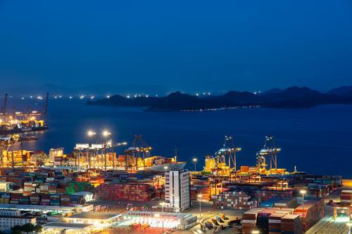 中国广东广州到芬兰安保敏感货物电子烟及烟油点对点海运