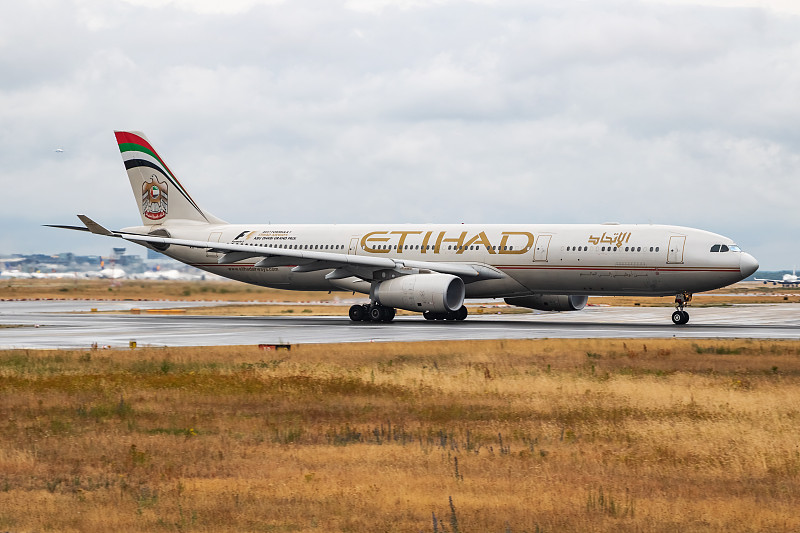 中国广东深圳到加拿大需特殊申报的货物发电机部件