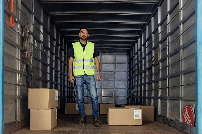 中国广东广州到印度孟买专线物流一件代发运费