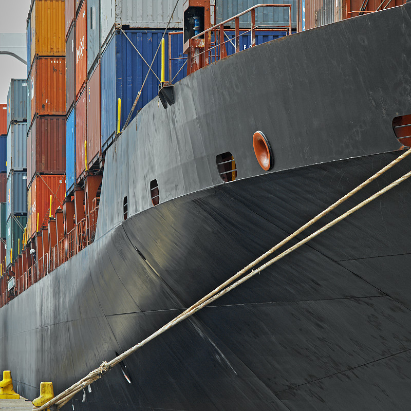 中国江苏苏州到阿联酋快递（DHL/FedEx）一件代发多少费用