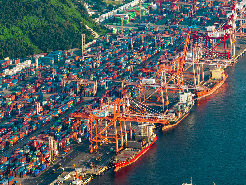 中国辽宁大连到新加坡快递（DHL/FedEx）海外代发多少费用