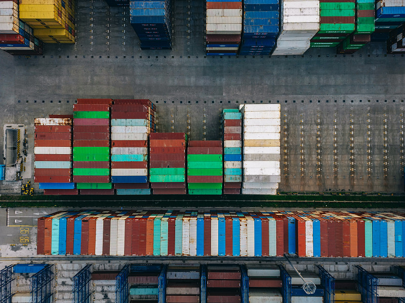 中国天津天津到英国快递（DHL/FedEx）一件代发多少费用