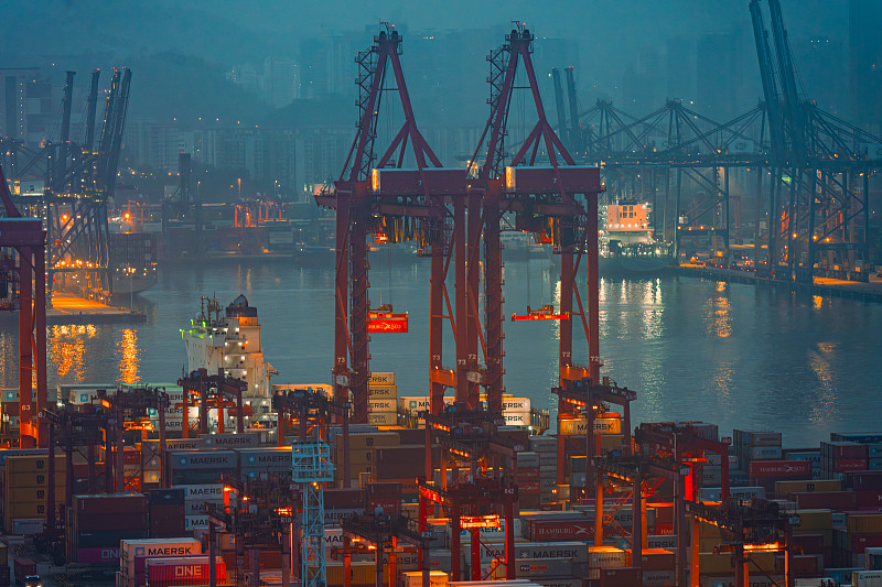 中国天津到荷兰快递（DHL/FedEx）海外代发多少费用