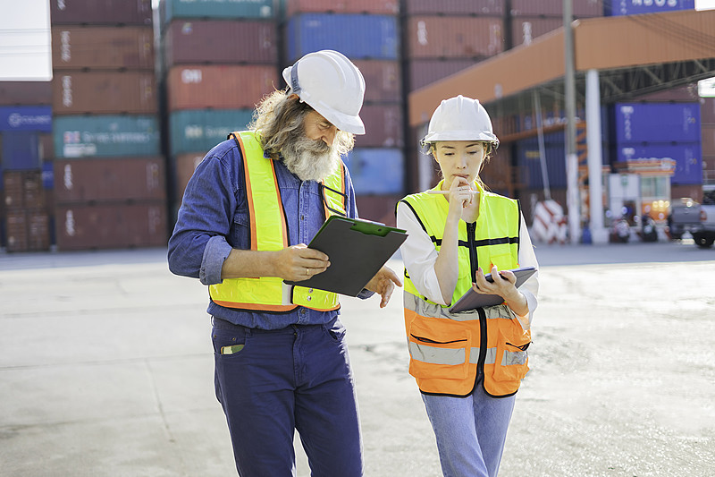 中国广东广州到阿联酋专线物流跨境代发运输费 中国广东广州到阿联酋专线物流跨境代发运输费